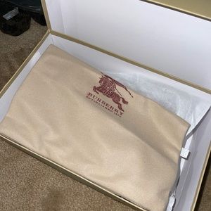 Burberry sneakers size 10 (40)